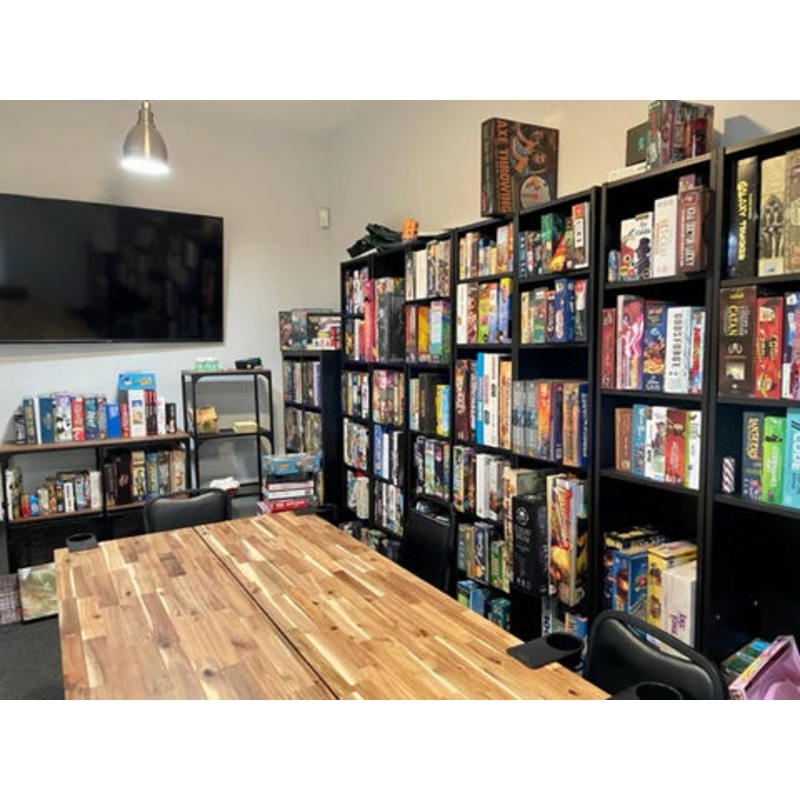 Hourly Room Rental: Gamer's Paradise (Mon-Thu)